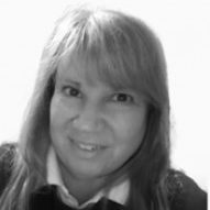 Bettina Zimmy headshot e1698165219288